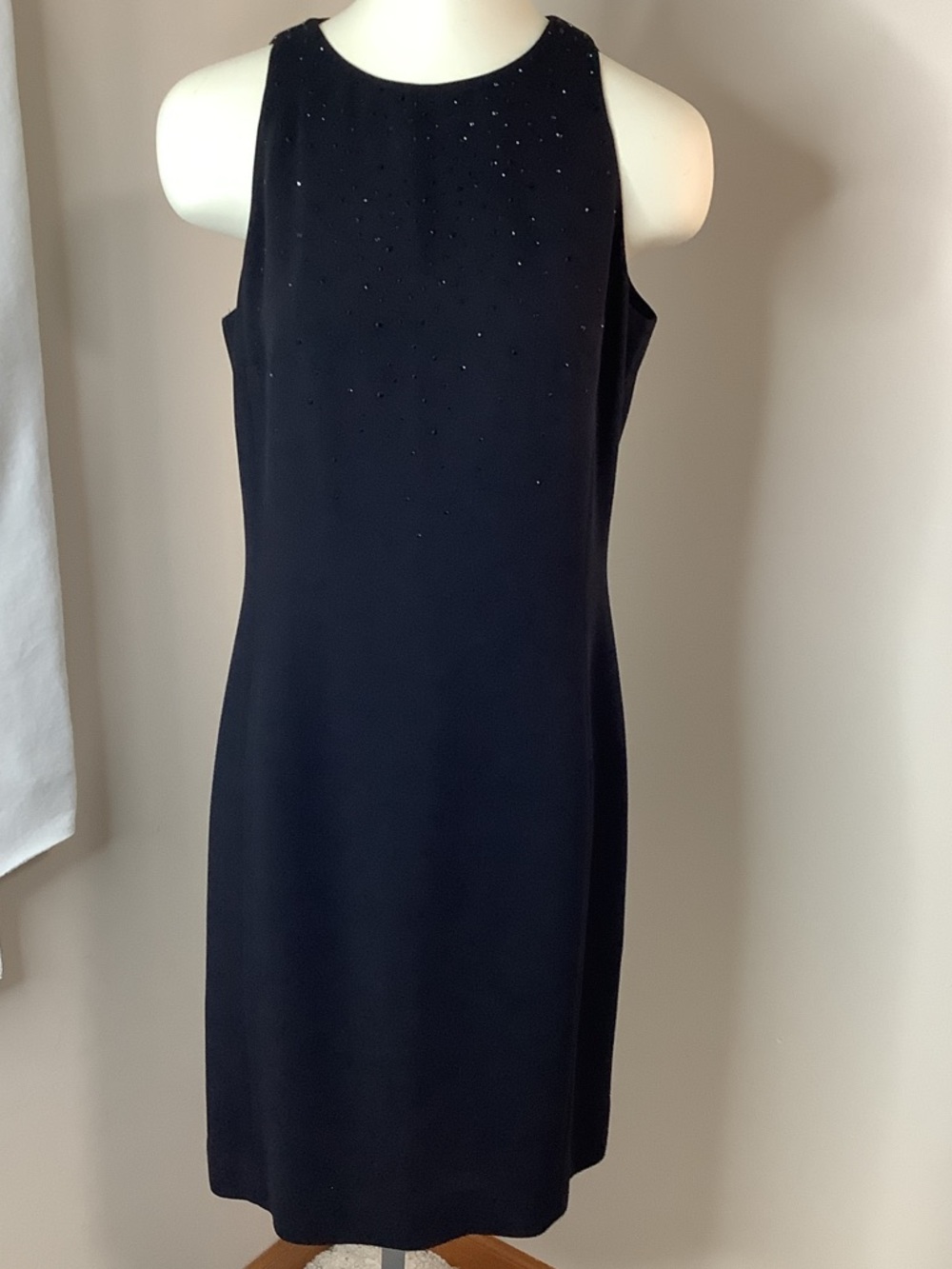 Jones New York Black Sleeveless Cocktail Dress with Bead Accents Size10